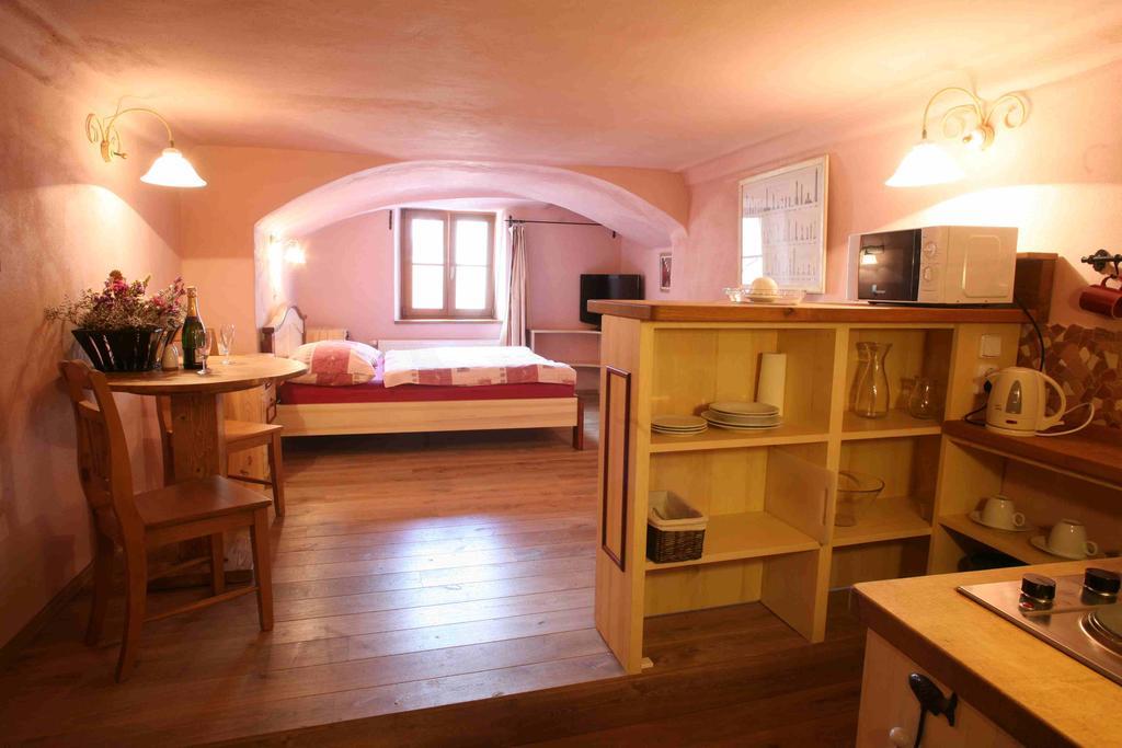 Apartmany Reve Тршебонь Экстерьер фото
